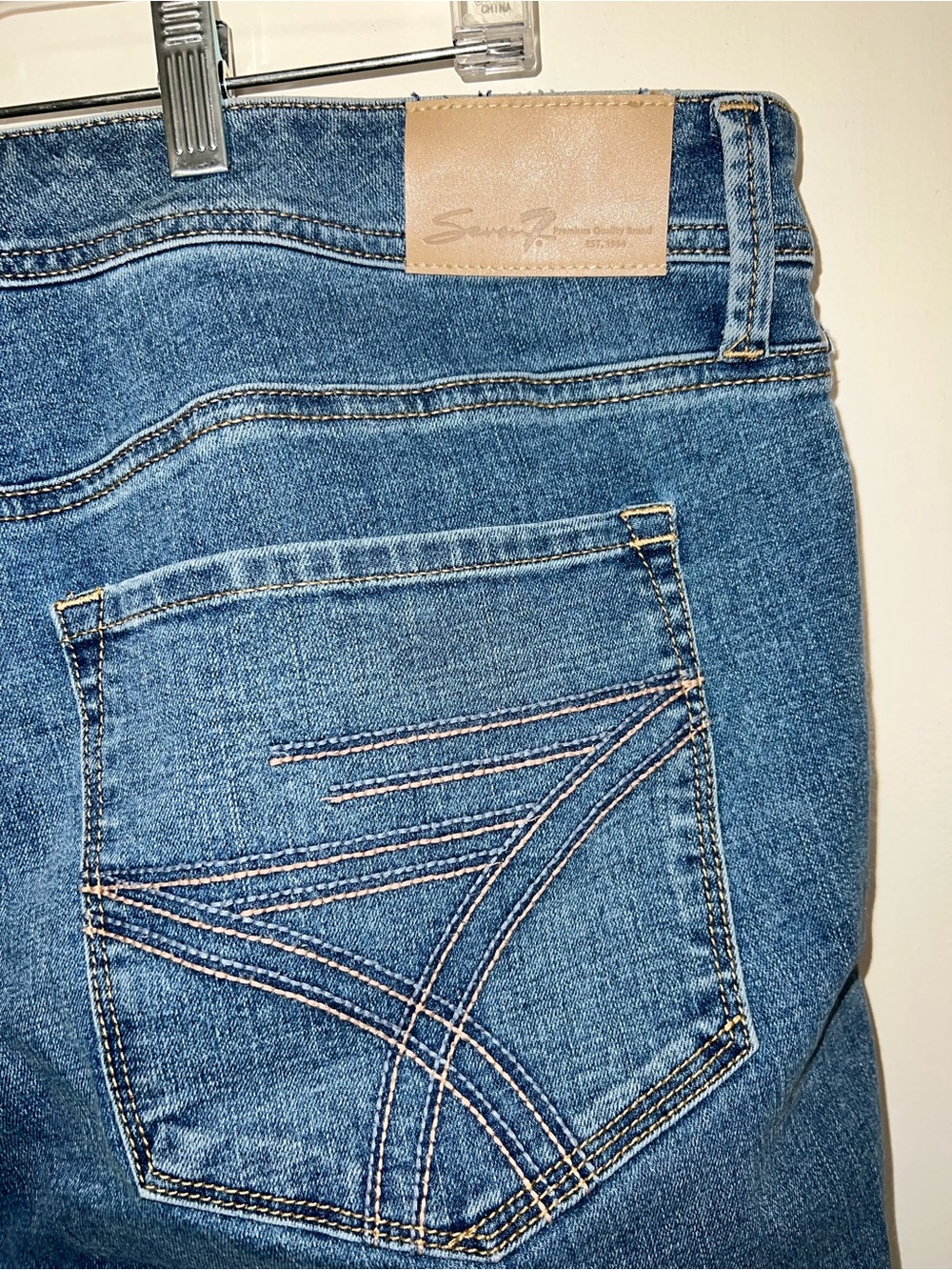 Seven7 Boyfriend Jean With Floral Embellishments - Picture 6 of 10